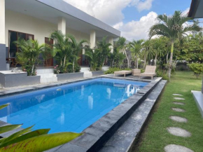 Dega Gardens